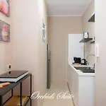 Apartment Orchids *